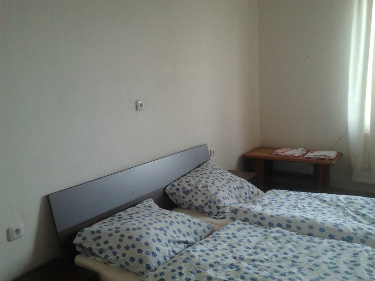 Apartman Ella - Tabor -Cz - U Stadionu Miru 1735 מראה חיצוני תמונה