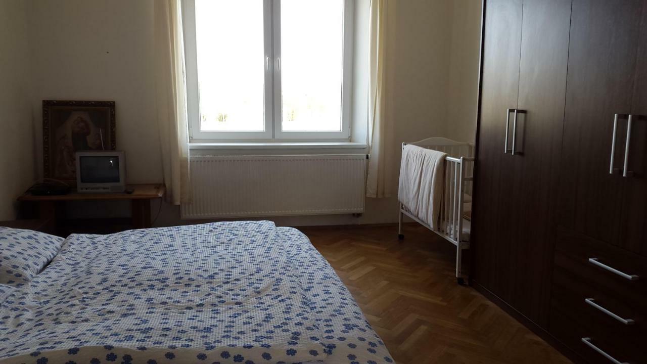 Apartman Ella - Tabor -Cz - U Stadionu Miru 1735 מראה חיצוני תמונה